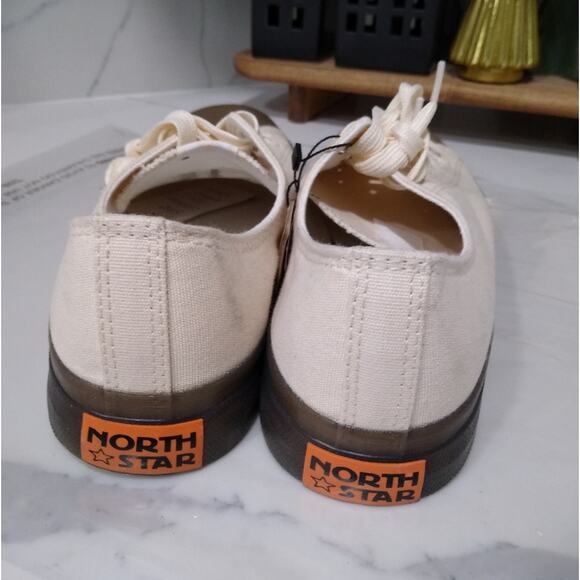[H161] NWT North Star Canvas Two-Tone Sneakers, Men's Size 9 - Picture 7 of 10